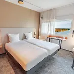 Hotel Akena