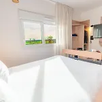 Akena Hotel