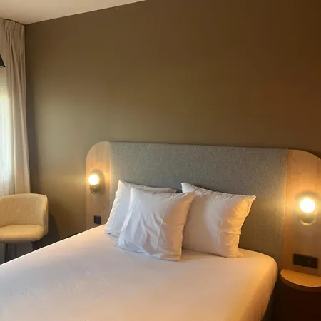 Akena 3* Châlons-en-Champagne