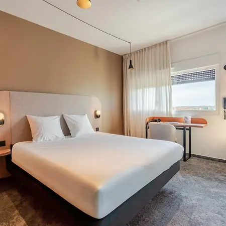 Szálloda Akena Châlons-en-Champagne