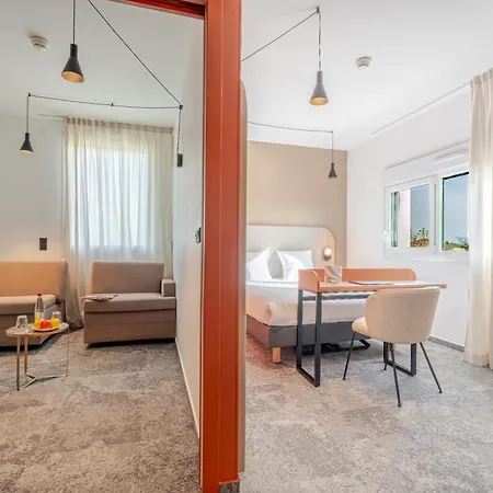 Akena Szálloda Châlons-en-Champagne