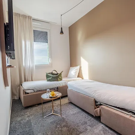 Akena 3* Châlons-en-Champagne