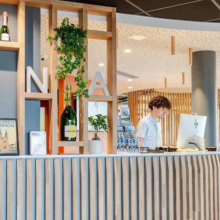 Szálloda Akena Châlons-en-Champagne