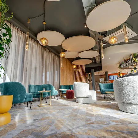 Akena Szálloda Châlons-en-Champagne