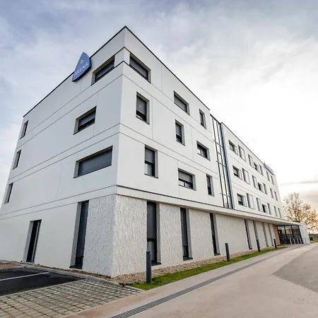 Szálloda Akena Châlons-en-Champagne